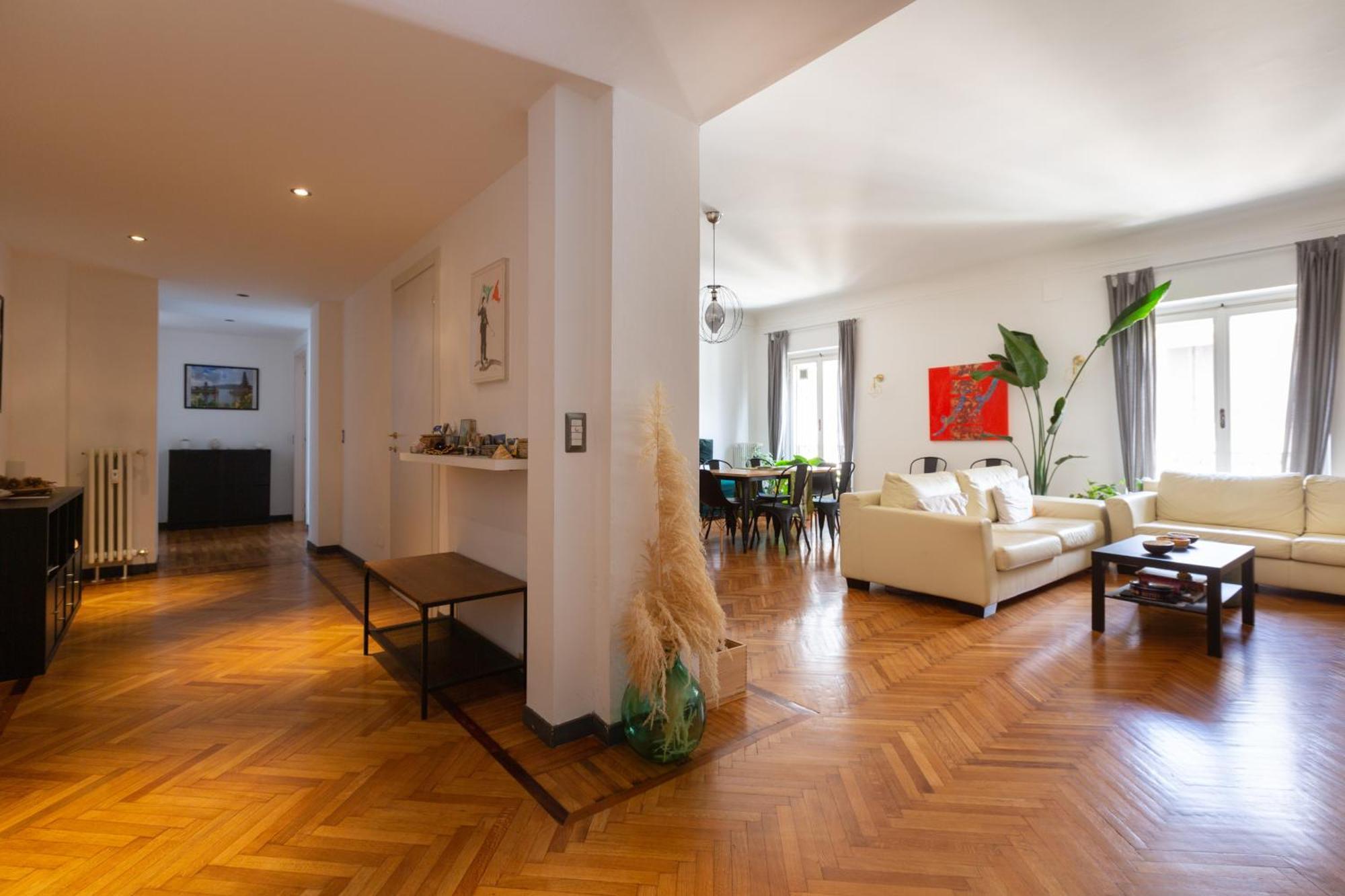 Moscova Cosy Apartment Мілан Екстер'єр фото
